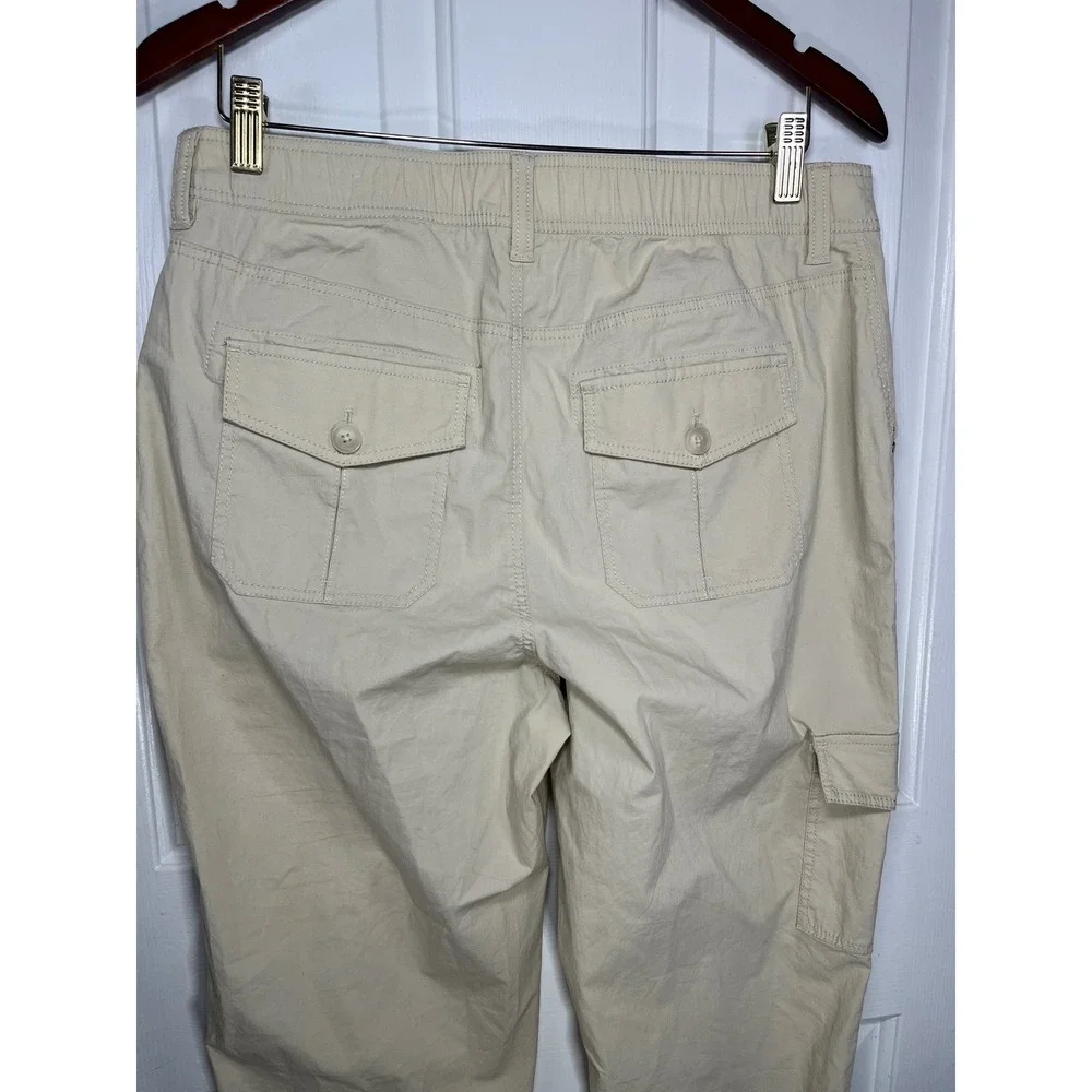 Chicos Cargo Crop Pants Size 8 Beige Mid Rise Utility Pocket Cuffed Hem Coastal